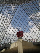 Louvre-Pyramide.png